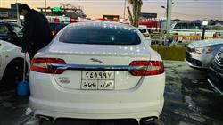 جاكوار XF